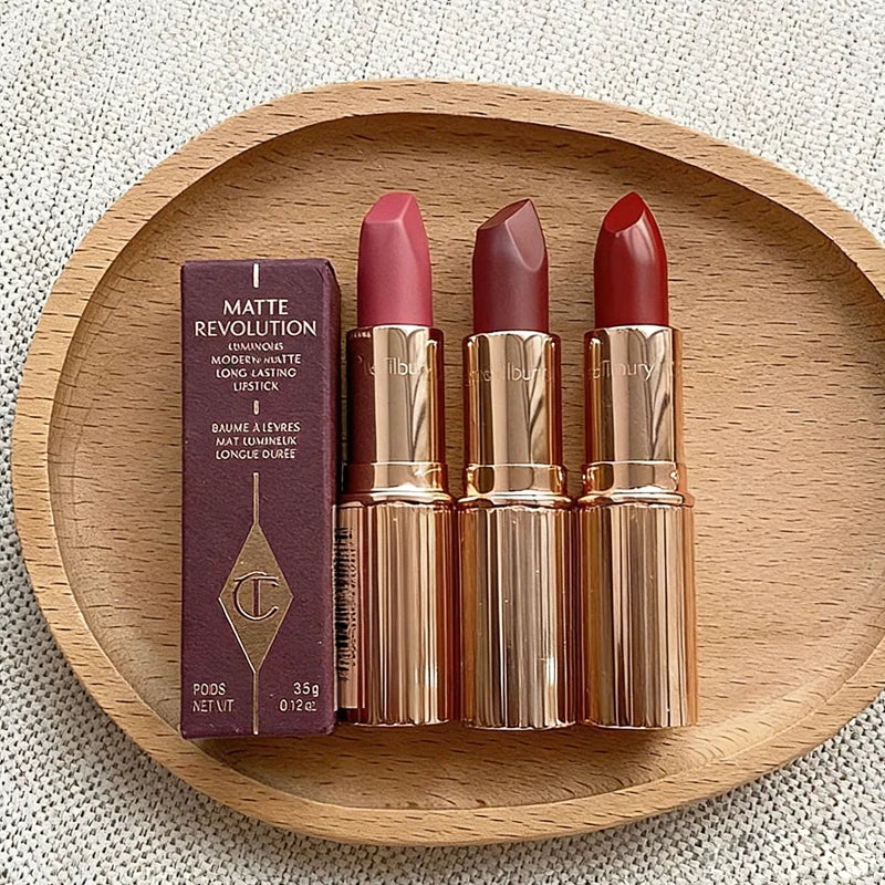 Charlotte Tilbury Makeup Lipstick Walk of No Shame Graceful Pink Pillow Talk Moisturizing Plumping Lip Gloss Strawberry Vanilla